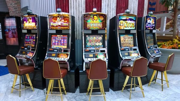 Installation interface for gelas togel Android app showing permission prompts and setup flow